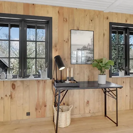 別荘 5 Bedroom Cozy In Neksø