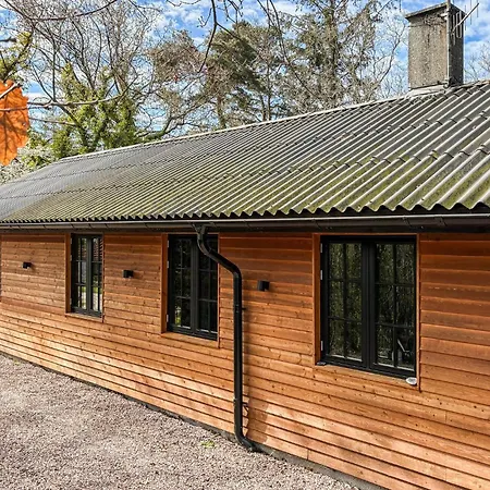 5 Bedroom In