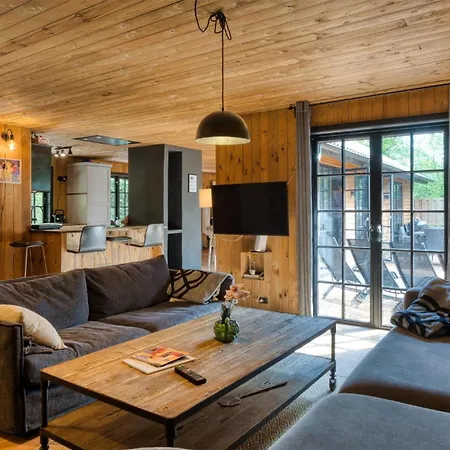 5 Bedroom Cozy Home In Nexø Dom wakacyjny